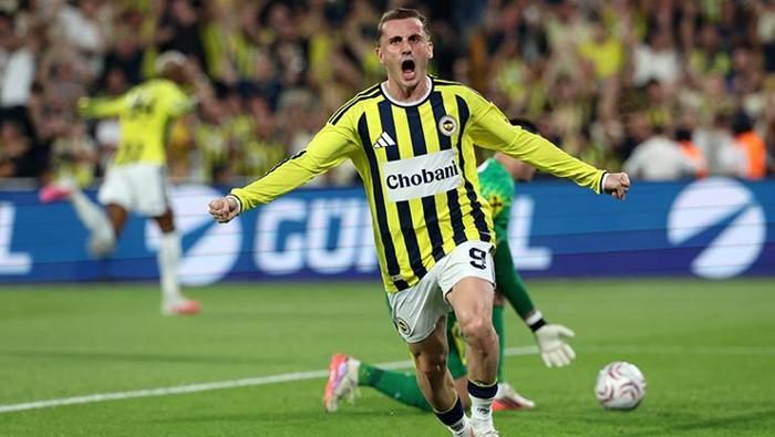 'Gerçekler ihmal edilmemeli' Spor muharrirleri Fenerbahçe-Sturm Graz maçını yorumladı 16 gercekler ihmal edilmemeli spor muharrirleri fenerbahce sturm graz macini yorumladi 14 CJ13EdD5