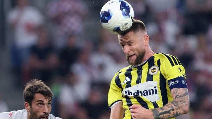 Gornik Zabrze - Fenerbahçe maçı sonrası eleştirdi: 'Felsefe tam oturmamış gibi' | 'Fenerbahçe'ye yakışmadı' 8 gornik zabrze fenerbahce maci sonrasi elestirdi felsefe tam oturmamis gibi fenerbahceye yakismadi 1MYDTY5B