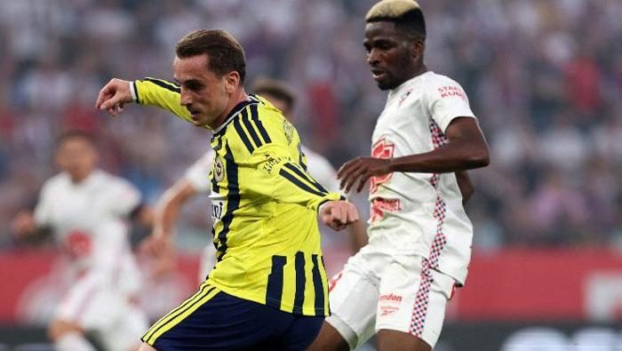 Gornik Zabrze - Fenerbahçe maçı sonrası eleştirdi: 'Felsefe tam oturmamış gibi' | 'Fenerbahçe'ye yakışmadı' 10 gornik zabrze fenerbahce maci sonrasi elestirdi felsefe tam oturmamis gibi fenerbahceye yakismadi 3eCH9PZm