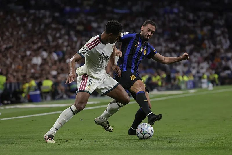 hakan calhanoglu transferinde flas gelisme fenerbahce ve galatasarayin gundemindeydi 9