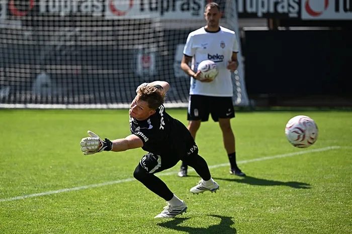 Hradec Kralove-Beşiktaş maçı CANLI (UEFA Avrupa Ligi 3. Ön Eleme Turu) 2 hradec kralove besiktas maci canli uefa avrupa ligi 3 on eleme turu 0 HPERaPZM