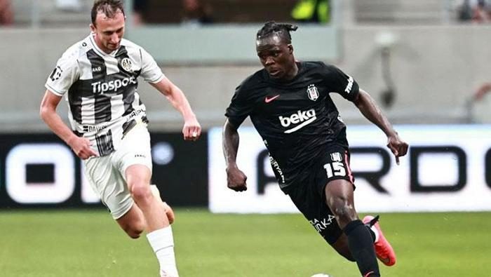 hradec kralove besiktas maci sonrasi italiano ovgusu oyun akli 10 kisi ekibe mac GcfONAiw