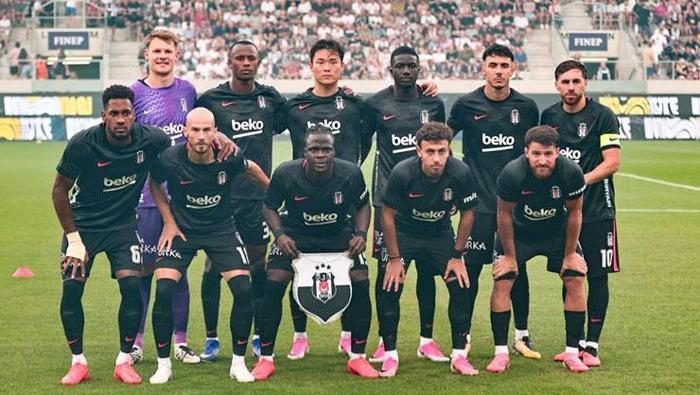 hradec kralove besiktas maci sonrasi italiano ovgusu oyun akli 10 kisi ekibe mac RvumimHG