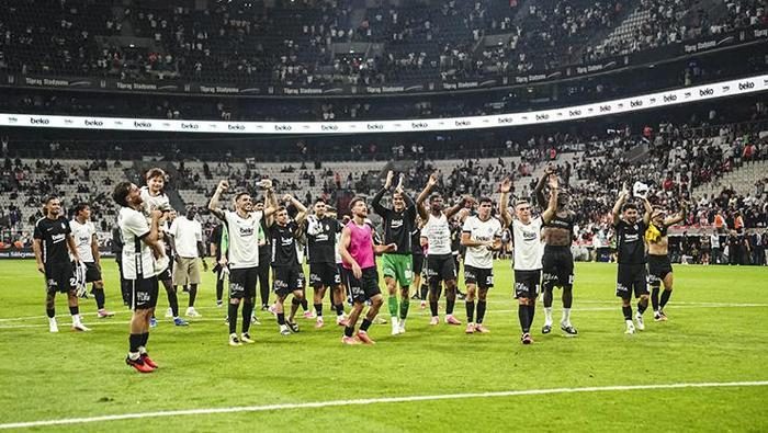 'İlaç olmaya geldim' Spor muharrirleri Beşiktaş-Hradec Kralove maçını yorumladı 13 ilac olmaya geldim spor muharrirleri besiktas hradec kralove macini yorumladi 11 pQLXT9Rg