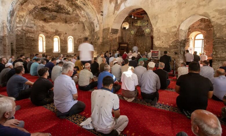 İstanbul cuma namazı saat kaçta? 24 Temmuz | İlçe ilçe cuma namazı saatleri 1 istanbul cuma namazi saat kacta 24 temmuz ilce ilce cuma namazi saatleri jQLU88kS