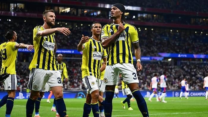 İşte Fenerbahçe'nin Şampiyonlar Ligi'ndeki beklenen rakipleri! 2 iste fenerbahcenin sampiyonlar ligindeki beklenen rakipleri 0