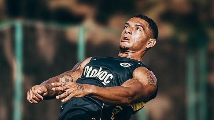 italyanlar duyurdu fenerbahcede ayrilik cok yakin 3 UTRpO1LH