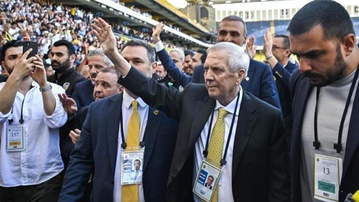 italyanlar duyurdu fenerbahceden hakan calhanoglu bombasi 0 2fvlKV5C