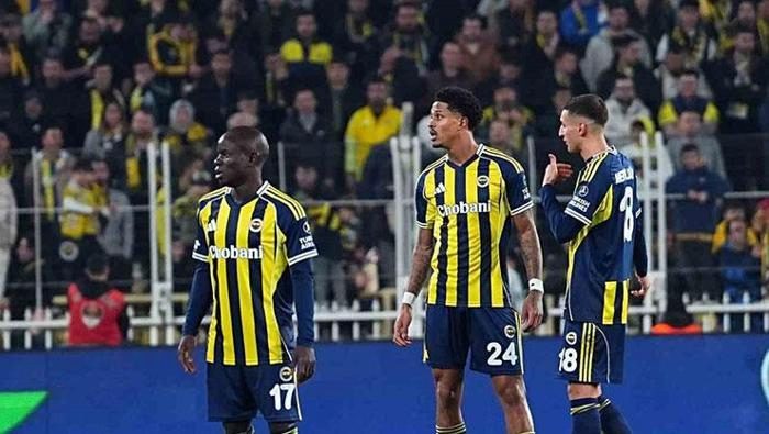 italyanlar duyurdu roma yine fenerbahcenin yildizinin pesinde 1 BjTcVB4q