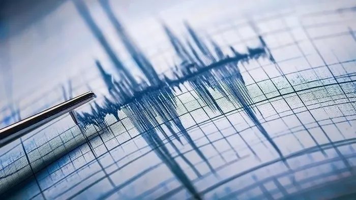japonyada sarsinti mi oldu kac siddetinde meyyit yarali var mi tsunami uyarisi 0