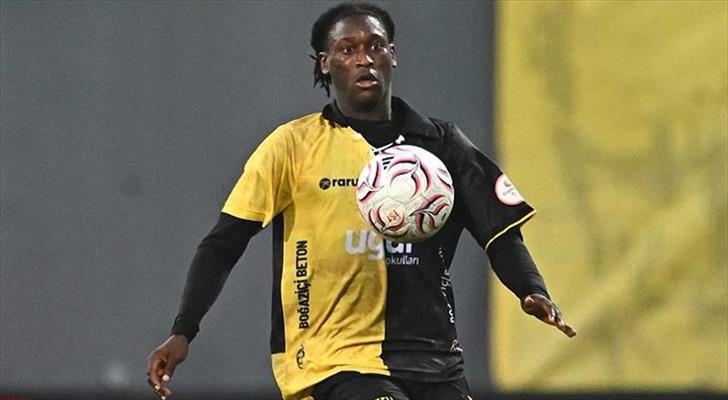 kalp krizi suphesiyle hastaneye kaldirilan mendy taburcu edildi 8CQitW5Z