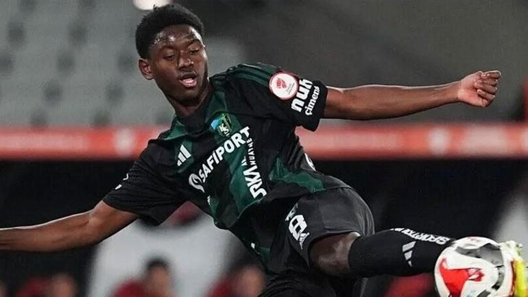 kocaelisporda ask firari keita kampi terk etti tezine duruldan yanit geldi 0