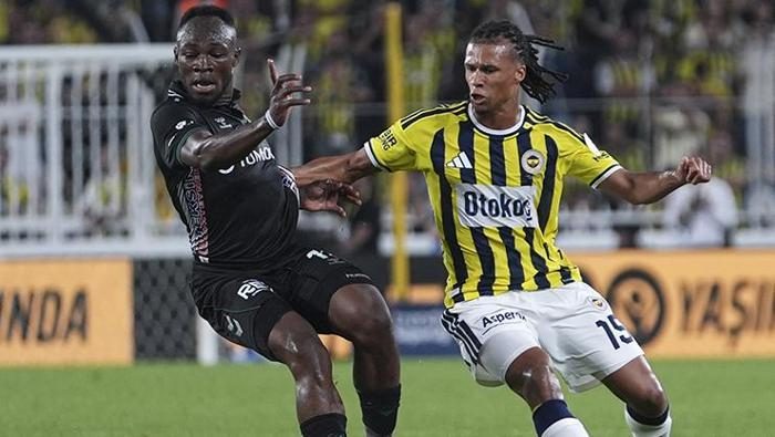 Korkutan anlar! Fenerbahçe'de Kerem Aktürkoğlu sedyeyle alandan çıkarıldı 2 korkutan anlar fenerbahcede kerem akturkoglu sedyeyle alandan cikarildi 0 qw9gyh28