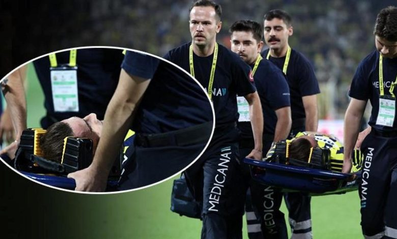 Korkutan anlar! Fenerbahçe'de Kerem Aktürkoğlu sedyeyle alandan çıkarıldı 1 korkutan anlar fenerbahcede kerem akturkoglu sedyeyle alandan cikarildi L89qwL4p