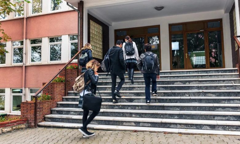 LGS'de yerleşemeyenler ne yapacak? Hiçbir liseye yerleşemeyen ne yapacak? 1 lgsde yerlesemeyenler ne yapacak hicbir liseye yerlesemeyen ne yapacak cnJrBQxE