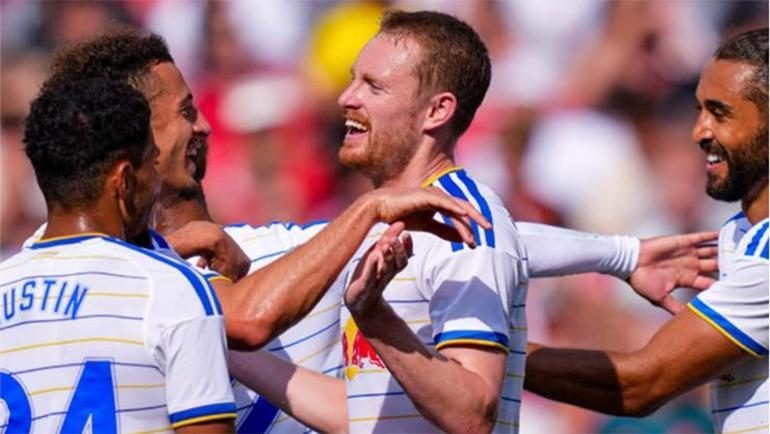 Liverpool'da alarm! Leeds 2-0‘dan geri döndü 4 liverpoolda alarm leeds 2 0dan geri dondu 2 8BPUMucC