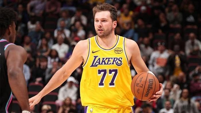 Luka Doncic'in velayet davasında yeni gelişme! 50 Milyon Dolar istiyor 4 luka doncicin velayet davasinda yeni gelisme 50 milyon dolar istiyor 2 HFwCD2Pz