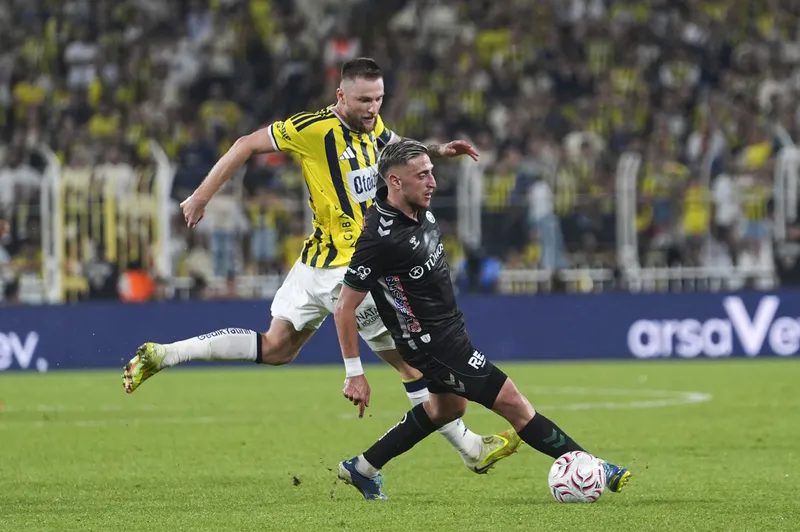 Lyon-Fenerbahçe canlı izle | Lyon-Fenerbahçe maçı hangi kanalda? 2 lyon fenerbahce canli izle lyon fenerbahce maci hangi kanalda 0 WZ7CebsH