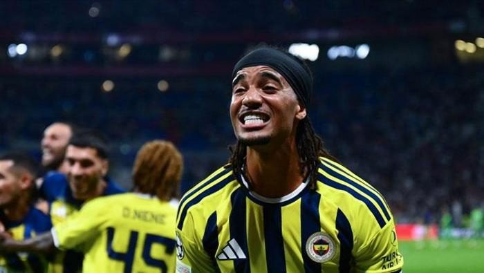 Lyon maçı sonrası Arda Güler'den Fenerbahçe paylaşımı! Sosyal medyada gündem oldu 3 lyon maci sonrasi arda gulerden fenerbahce paylasimi sosyal medyada gundem oldu 1 6RCHhkLP