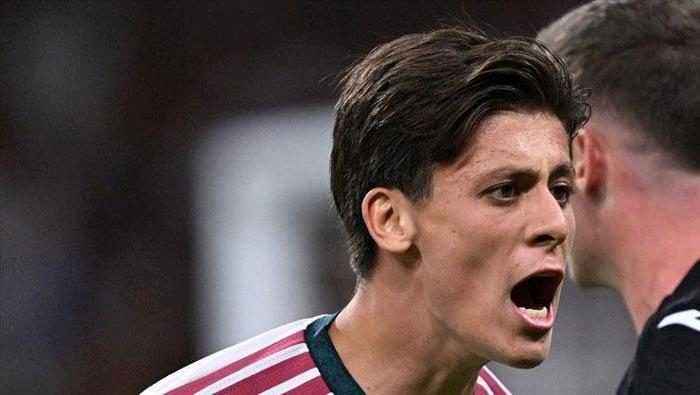 Lyon maçı sonrası Arda Güler'den Fenerbahçe paylaşımı! Sosyal medyada gündem oldu 4 lyon maci sonrasi arda gulerden fenerbahce paylasimi sosyal medyada gundem oldu 2 XWEuKm82