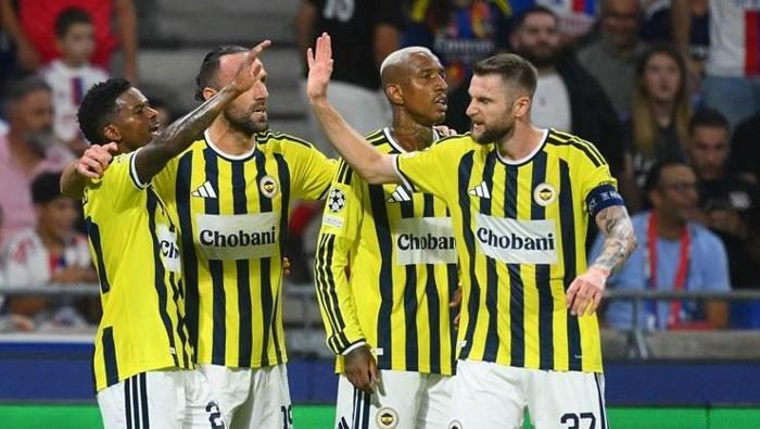 lyon zaferi sonrasi fenerbahceli yildiza ovgu dolu kelamlar hocasini mahcup etmedi ruyalar gercek Nt5vVF8Y