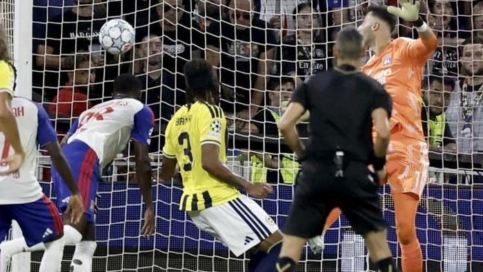 lyon zaferi sonrasi fenerbahceli yildiza ovgu dolu kelamlar hocasini mahcup etmedi ruyalar gercek lTDsn4AZ