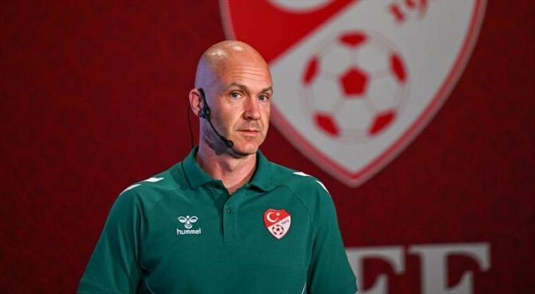 MHK yayımladı! Anthony Taylor'dan ilk 4 haftanın hakem analizi 1 mhk yayimladi anthony taylordan ilk 4 haftanin hakem analizi kEaamt2V