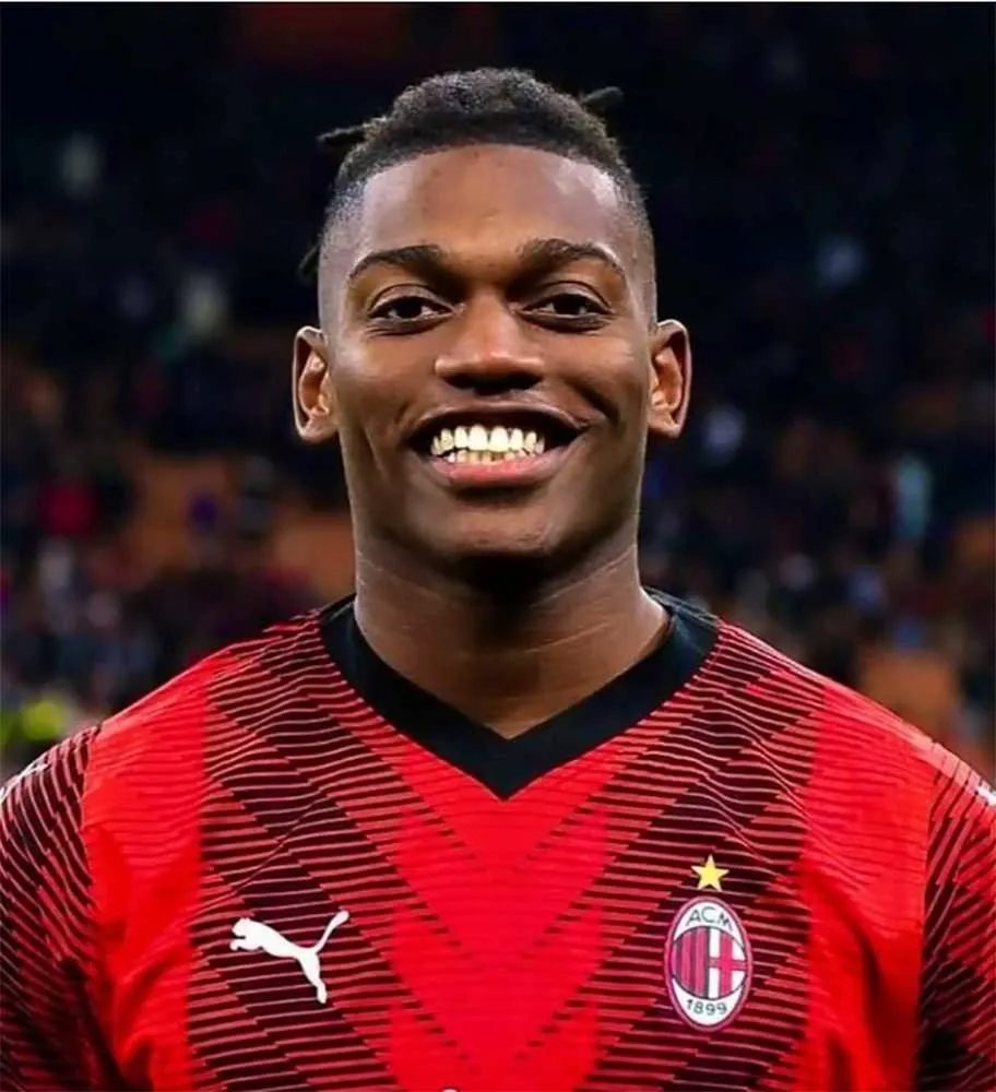 Milan'dan flaş Rafael Leao kararı! İtalyan basınından Galatasaray'a müjde 6 milandan flas rafael leao karari italyan basinindan galatasaraya mujde 4 2NhYgb76