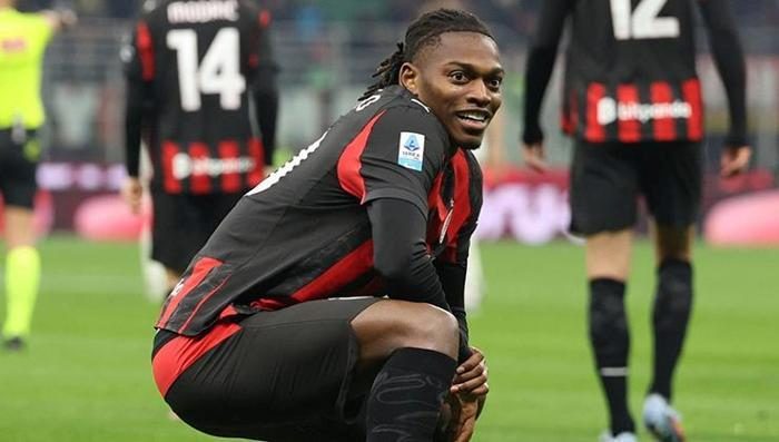 milandan resmi leao aciklamasi fenerbahce transfer icin italyada 2