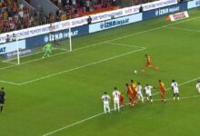 miroshinin penaltisinda tobiasz basarili HELwkv6W