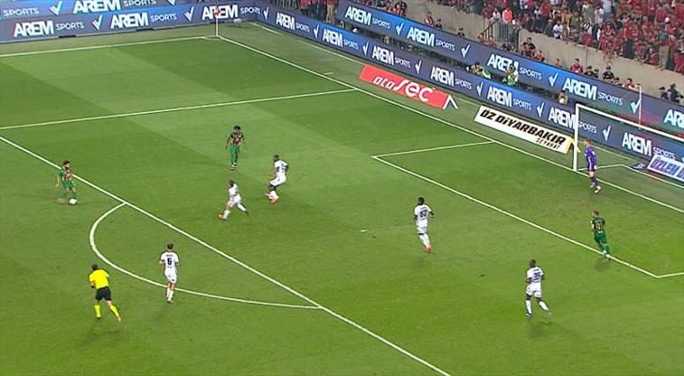 Mohamed Khalil, Alexander Nübel'i aşamadı! 1 mohamed khalil alexander nubeli asamadi dj5JSLkF