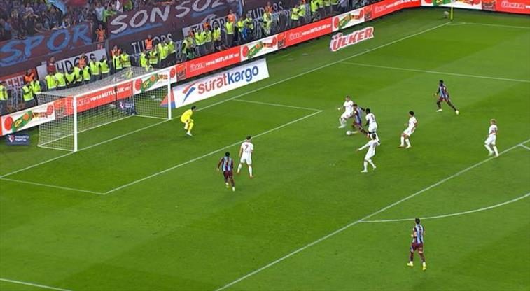 Mohamed Salah, bir kez daha gole yaklaştı 1 mohamed salah bir kez daha gole yaklasti QrtaFFuW
