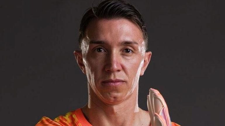 Muslera’dan Dünya Kupası itirafı: "Bu kadar acı çektireceğini düşünmemiştim" 2 musleradan dunya kupasi itirafi bu kadar aci cektirecegini dusunmemistim 0 dEwkjRKI