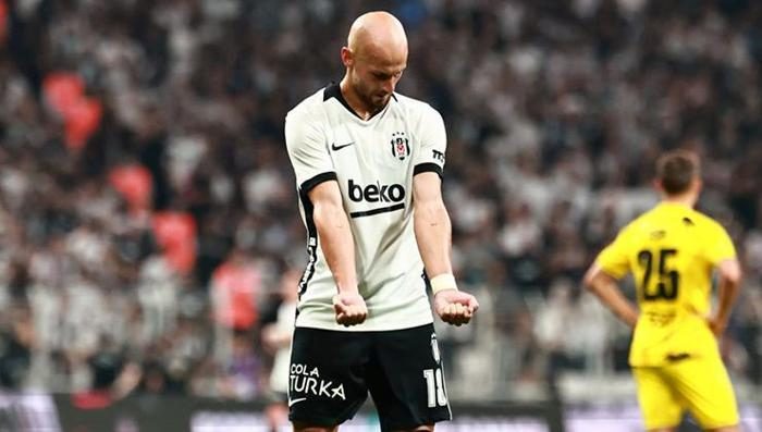 Nihat Kahveci'den Beşiktaş-Hradec Kralove maçının akabinde değişik yorum! 'Ona çöp diyenle futbol konuşmam' 7 nihat kahveciden besiktas hradec kralove macinin akabinde degisik yorum ona cop diyenle futbol konusmam 5 fYMXDOu8