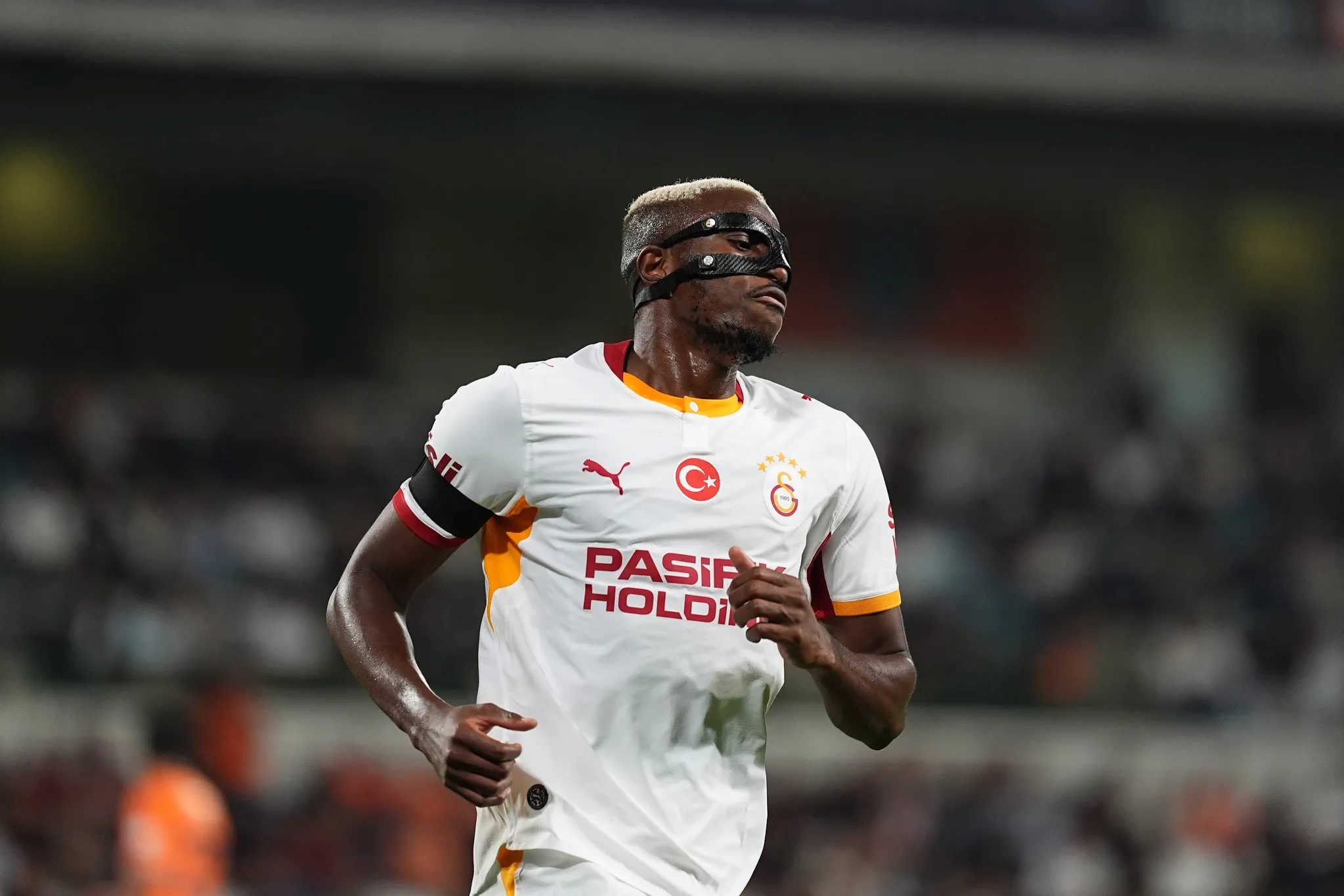 nijeryadan galatasaraya victor osimhen soku 12 JknJKEs4