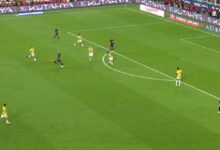 Olaitan'ın sert şutunda Ederson kornere çeldi 10 olaitanin sert sutunda ederson kornere celdi tNR15AAd