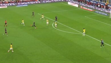 Olaitan'ın sert şutunda Ederson kornere çeldi 9 olaitanin sert sutunda ederson kornere celdi tNR15AAd