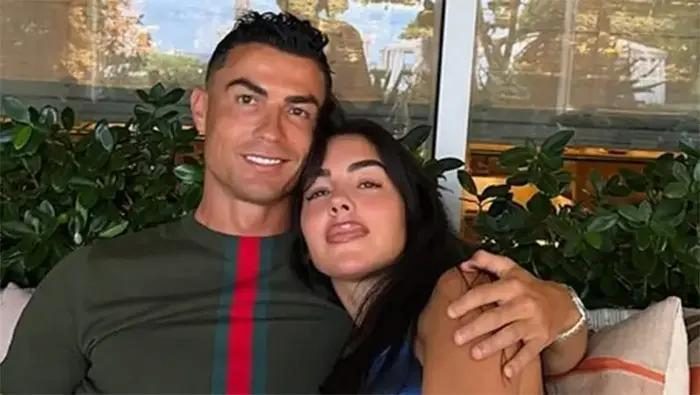 Olmadı taze damat: Ronaldo'nun son hali şoke etti! Evlilik yaramadı... 2 olmadi taze damat ronaldonun son hali soke etti evlilik yaramadi 0 OYJmeuHM