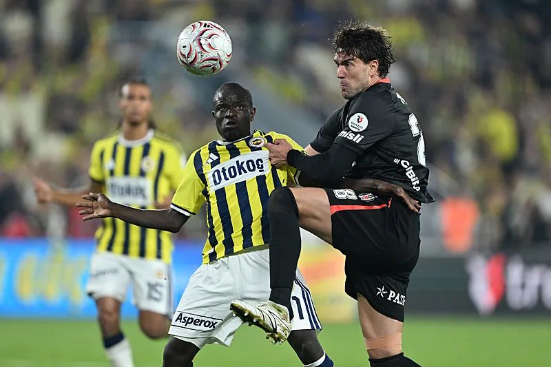 Ömer Üründül Fenerbahçe-Beşiktaş derbisini değerlendirdi! 11 omer urundul fenerbahce besiktas derbisini degerlendirdi 9 735IzIXs