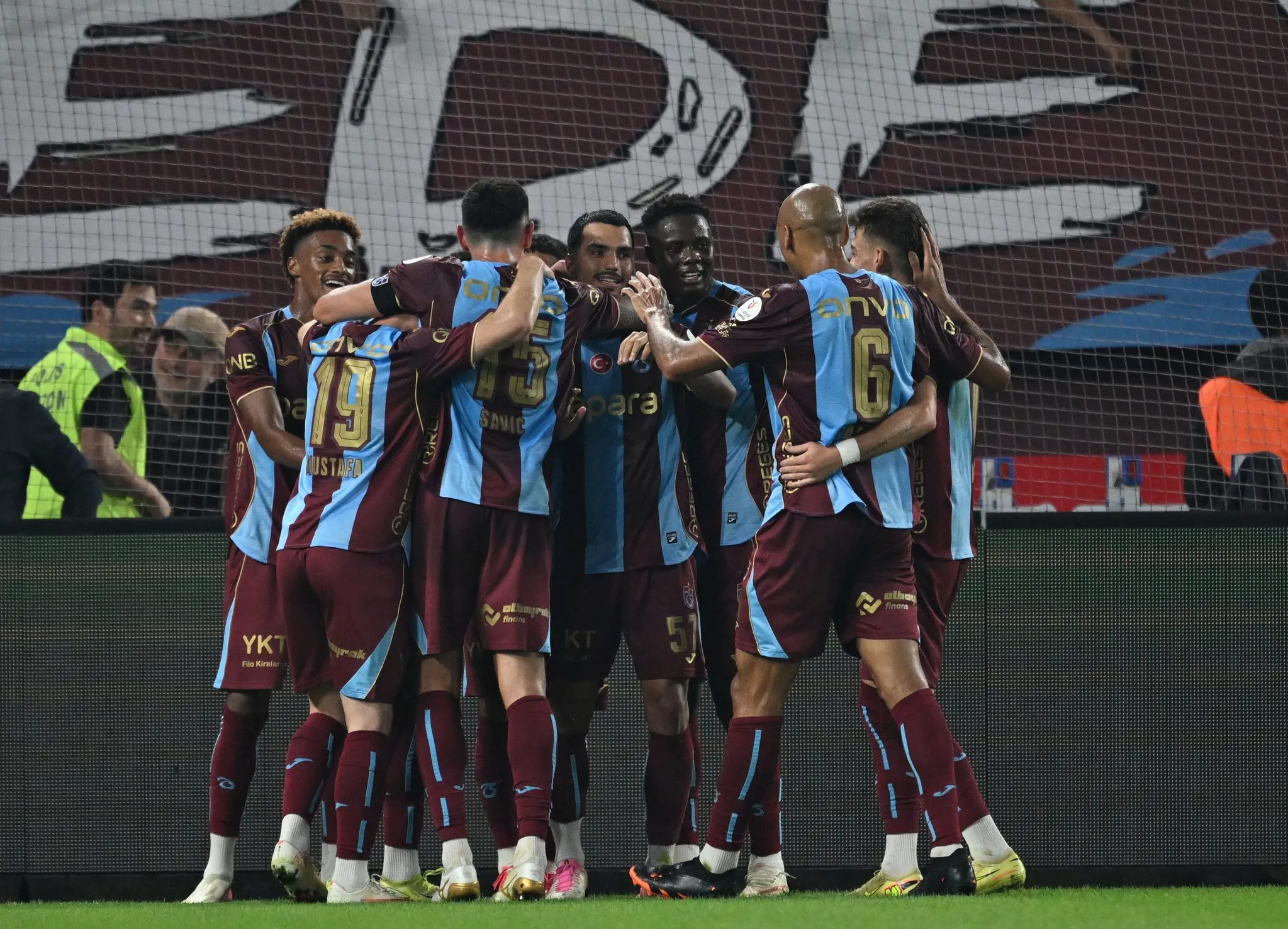 omer urundulden trabzonspor galatasaray derbisi yorumlari defansif ozellikleri hic yok 1 URAlZMUR