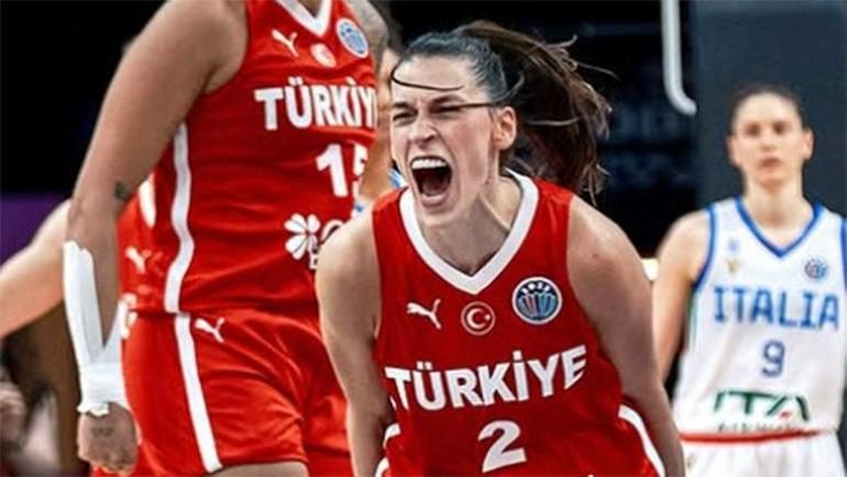 ozel ulusal basketbolcu sevgi uzun milli formayi birinci gunku uzere hissetiriyor bu 3ZQd38tE