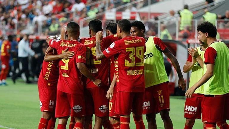 (ÖZET) 6 gollü maç nefes kesti! Samsun'da kazanan çıkmadı | Samsunspor - Göztepe maç sonucu: 3-3 3 ozet 6 gollu mac nefes kesti samsunda kazanan cikmadi samsunspor goztepe mac W9I3BA9T