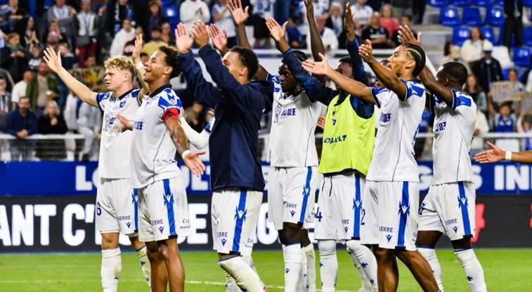 ozet auxerre bu sezon ilk 3 puanini aldi QMvaFc3v