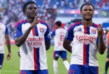 ozet lyon evinde 3 puani 3 golle aldi EFFetfMY