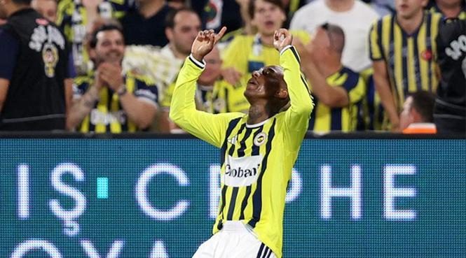(ÖZET) Yıldızlar sahne aldı! Fenerbahçe meskeninde Sturm Graz'ı rahat geçti | Fenerbahçe - Sturm Graz maç sonucu: 2-0 6 ozet yildizlar sahne aldi fenerbahce meskeninde sturm grazi rahat gecti fenerbahce sturm rY1Ug2cM
