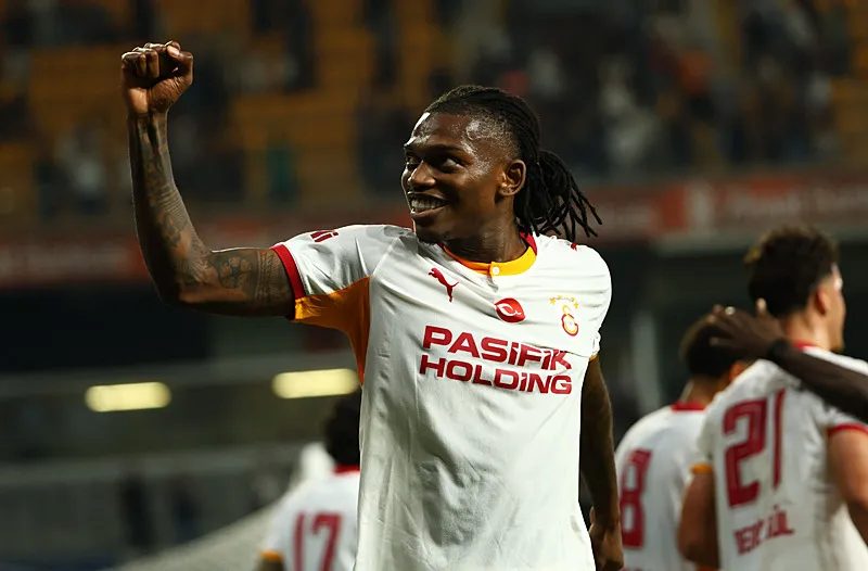 Rafael Leao'dan flaş transfer itirafı! "Galatasaray'a gelmeden evvel..." 13 rafael leaodan flas transfer itirafi galatasaraya gelmeden evvel 11