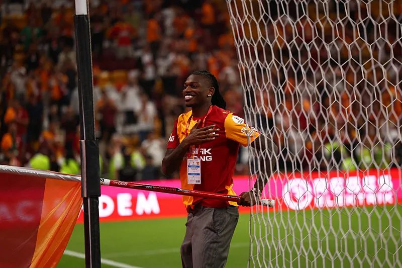 Rafael Leao'dan flaş transfer itirafı! "Galatasaray'a gelmeden evvel..." 16 rafael leaodan flas transfer itirafi galatasaraya gelmeden evvel 14 YDwvMhR2