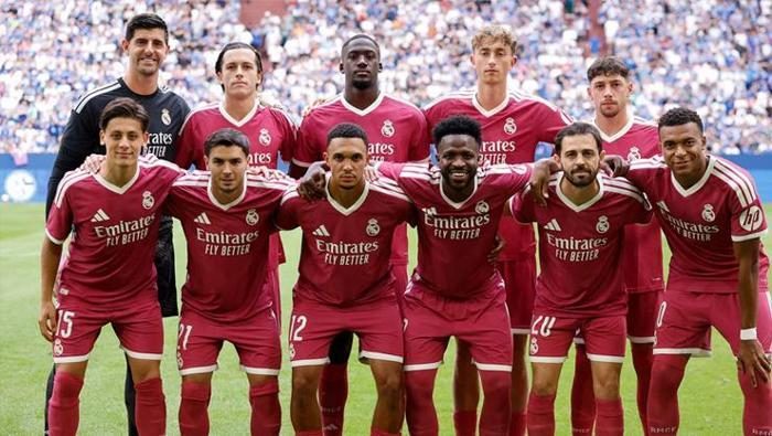 Real Madrid'de Arda Güler tekrar boş geçmedi, övgüleri dizdiler: 'Altın sol ayak' | 'Mourinho ile rahat hissediyor' 4 real madridde arda guler tekrar bos gecmedi ovguleri dizdiler altin sol ayak mourinho Ml5cmC8Y