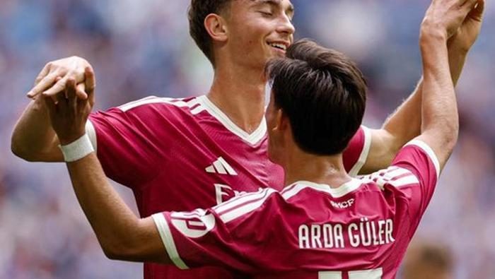 Real Madrid'de Arda Güler tekrar boş geçmedi, övgüleri dizdiler: 'Altın sol ayak' | 'Mourinho ile rahat hissediyor' 2 real madridde arda guler tekrar bos gecmedi ovguleri dizdiler altin sol ayak mourinho lemUNjN4
