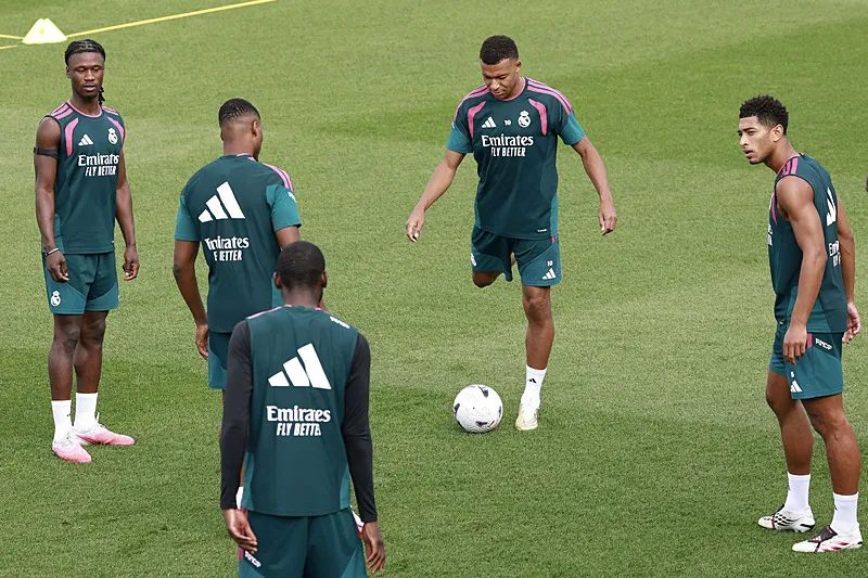 Real Madrid'in yıldızı Galatasaray'a transfer olacak mı? 8 real madridin yildizi galatasaraya transfer olacak mi 6 IRZakvVM